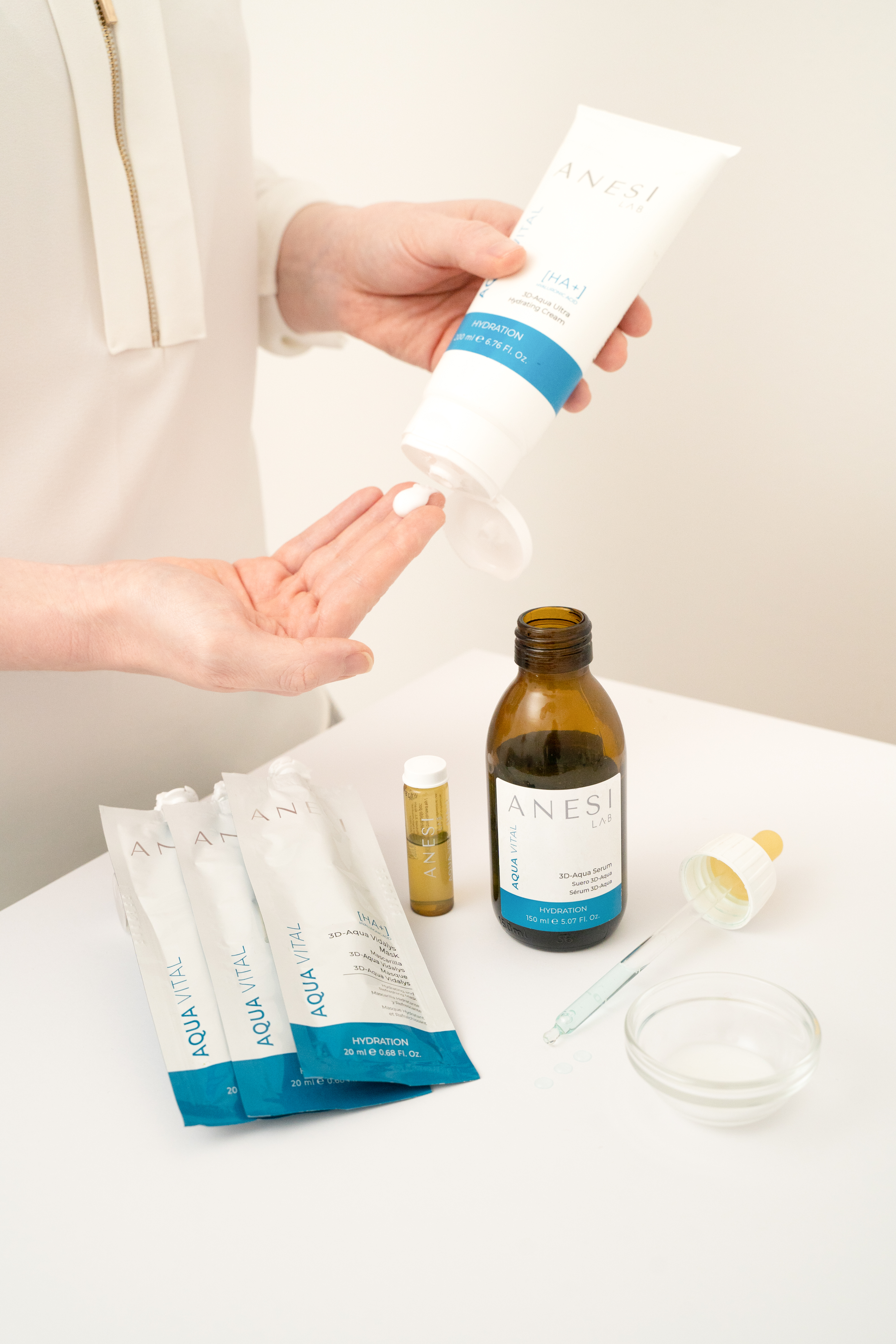 Anesi Lab Aqua Vital Professional Creative HA Hyadrating Cream_3D agua vidalys mask _ 3D Serum _Agua Complemex